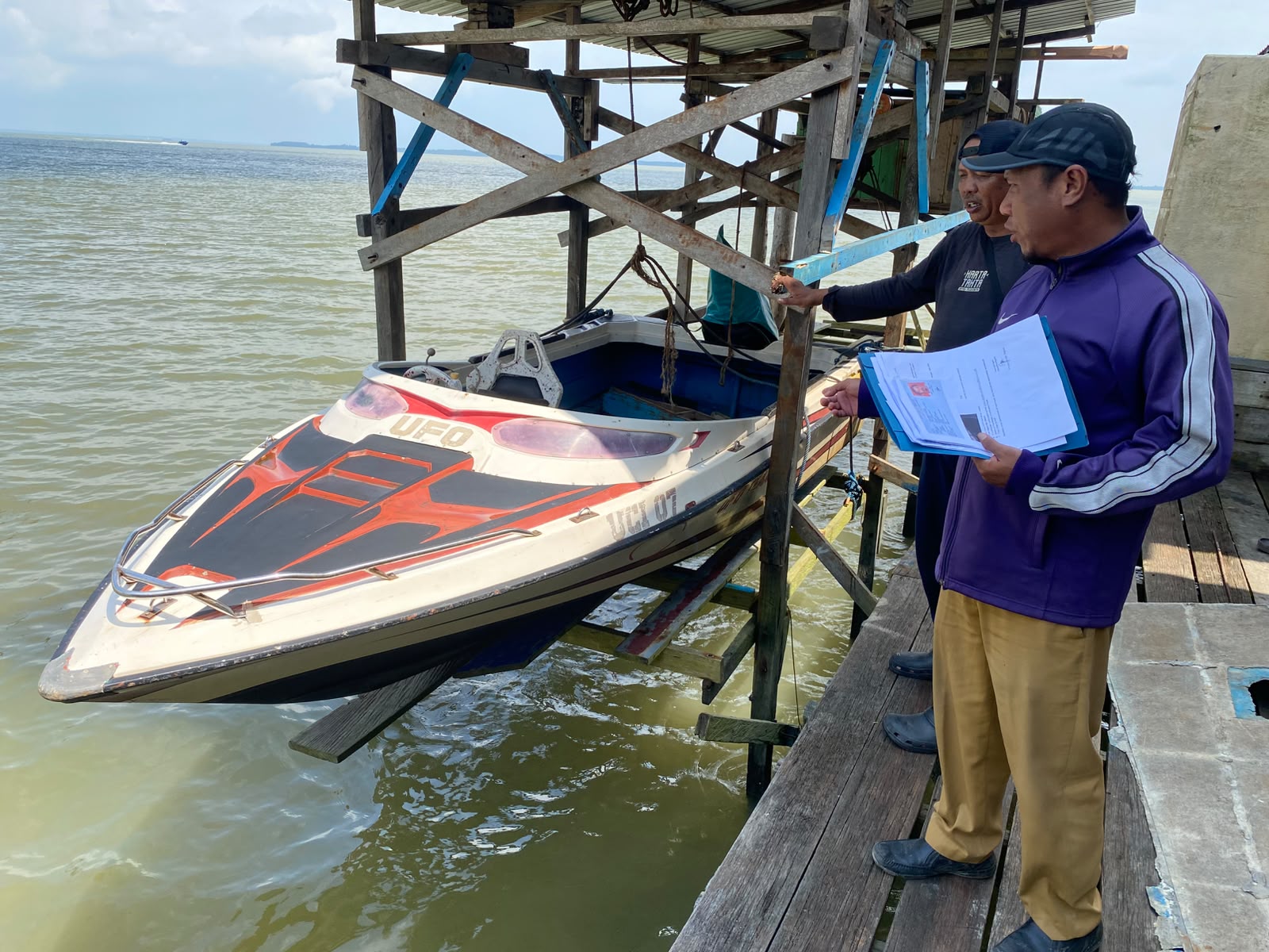 Peninjauan Lapangan Pengurusan Surat Keterangan Hak Milik Kapal RT. 15 Kelurahan Juata Laut